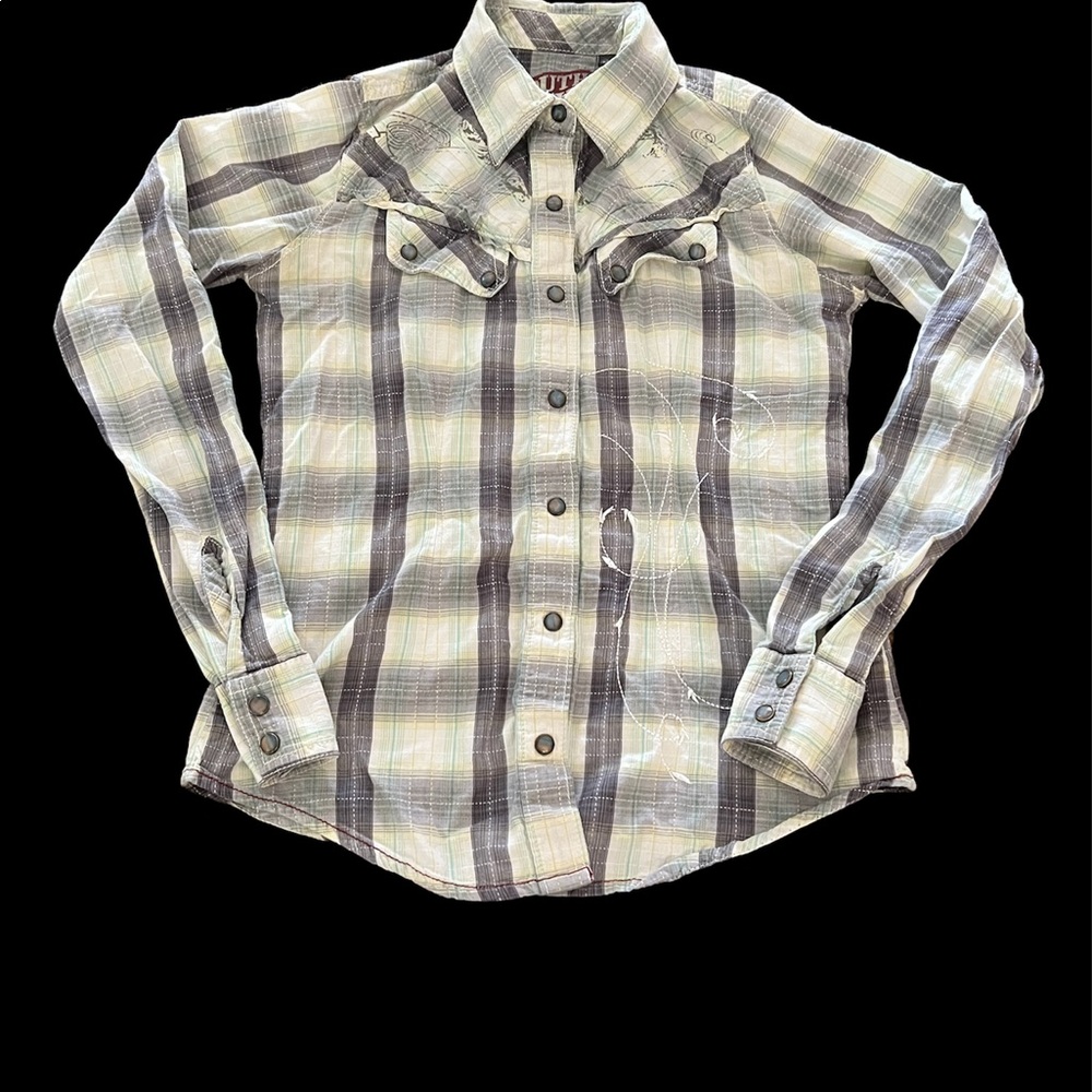 Southern Thread button down Long Sleeve shirt